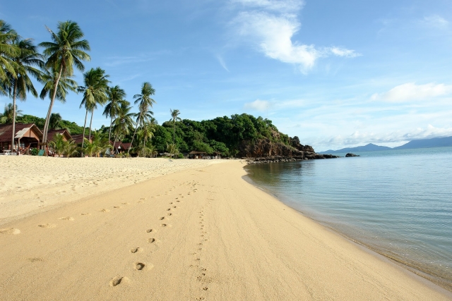 Пляж Маенам Бич (Maenam Beach, Mae Nam Beach, Мае Нам)
