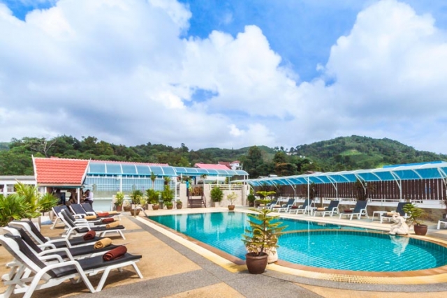 Azure Phuket Hotel 3